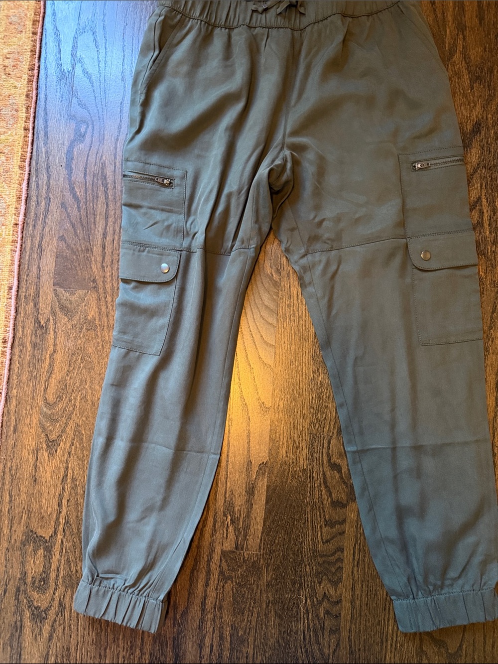 Banana Republic Olive Green Women's Cargo Jogger Pants